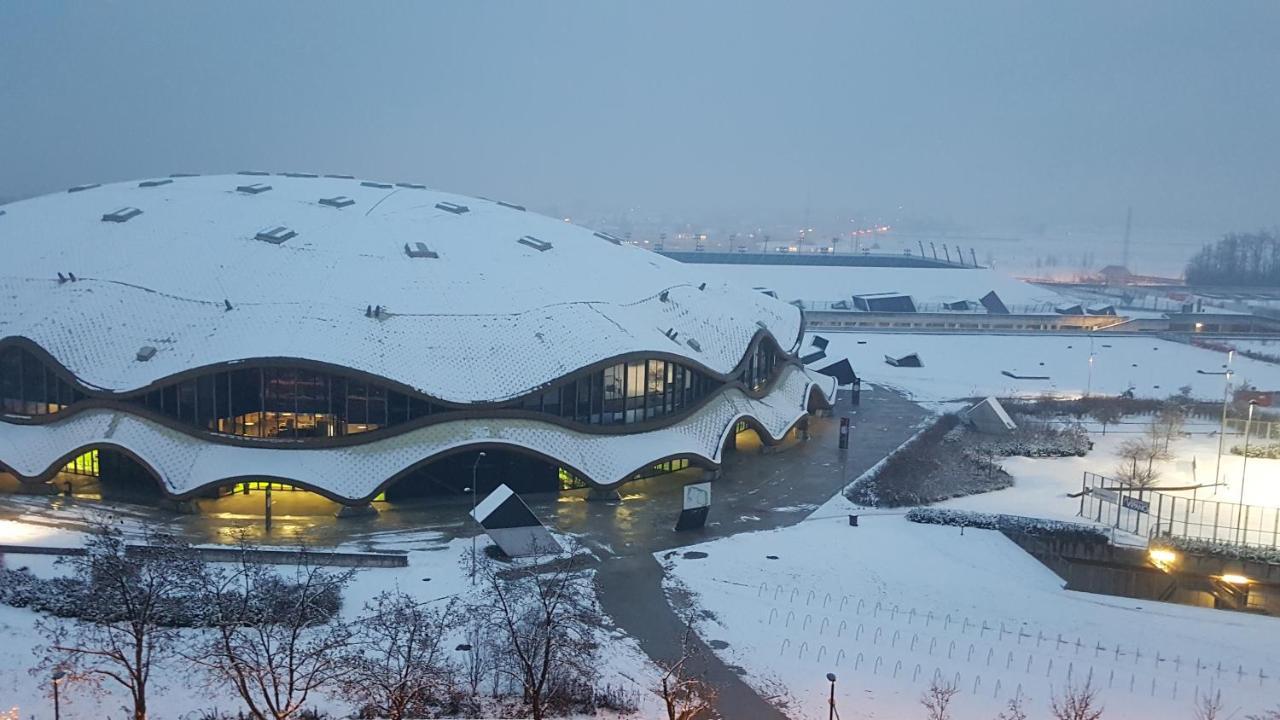 E&E Apartments 4* Arena Stozice Ljubljana Exterior photo